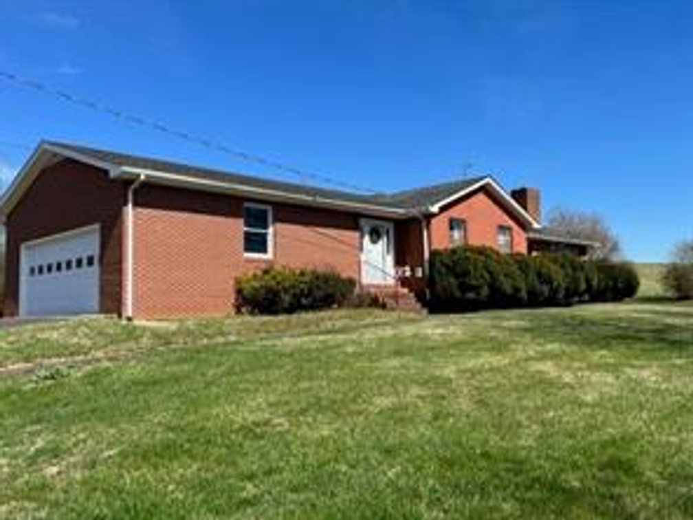 Image for Home For Sale in Mount Airy - 4445 E Pine Street