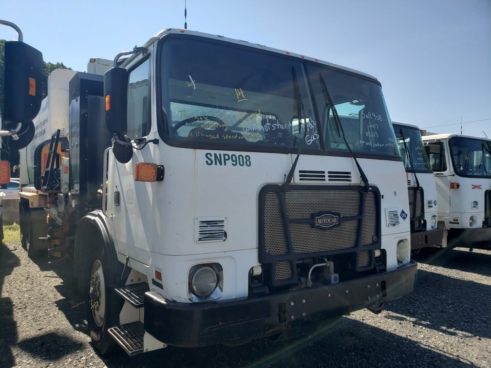 2017 AUTOCAR ACX64 AUTOMATED REFUSE TRUCK