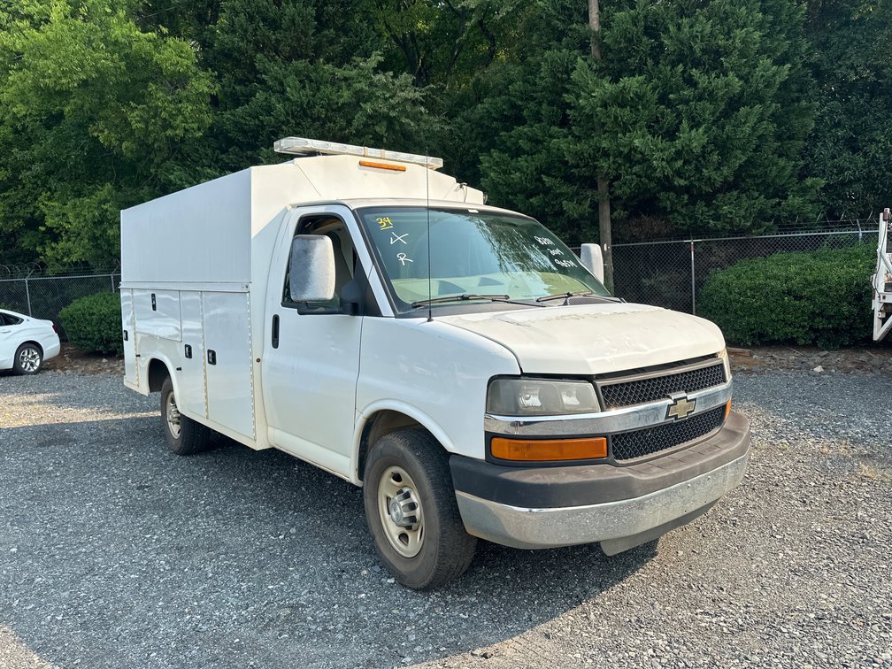 2014 CHEVROLET EXPRESS UTILITY TRUCK