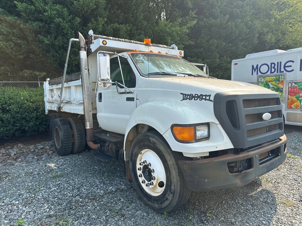 2009 FORD F-650 DUMP TRUCK