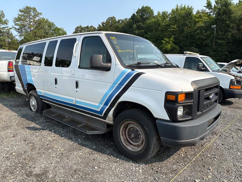 2009 FORD E-350