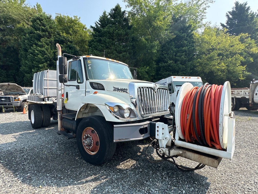 2009 INTERNATIONAL 7400 SEWER JETTER TRUCK