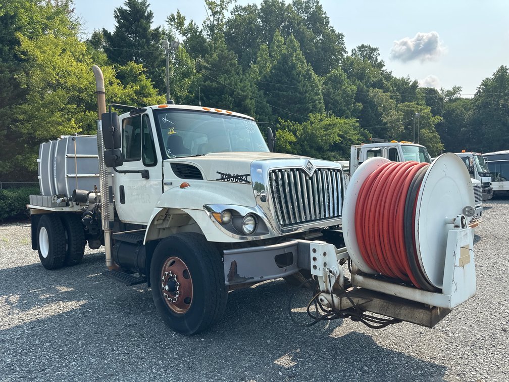 2009 INTERNATIONAL 7400 SEWER JETTER TRUCK