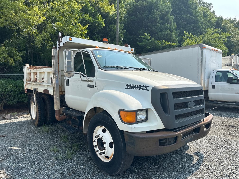 2009 FORD F-650 DUMP TRUCK