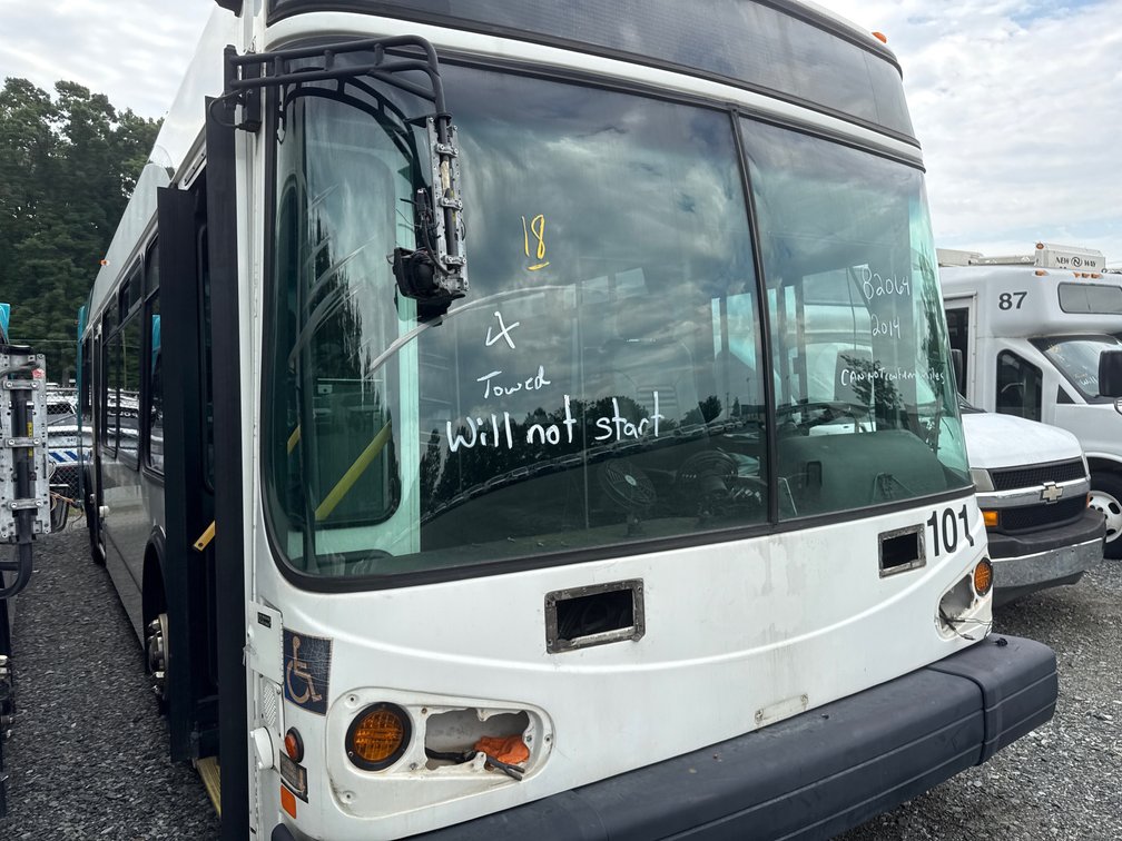 2014 ELDORADO NATIONAL EZ-RIDER II TRANSIT BUS