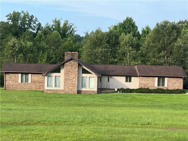 Home For Sale in Mount Airy - 173 Johna Drive