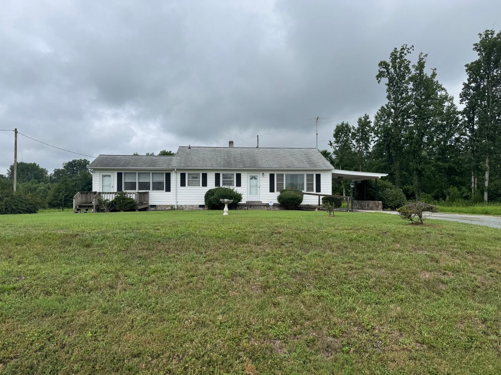 Image for Home For Sale in Siler City - 1100 Ben Smith Road