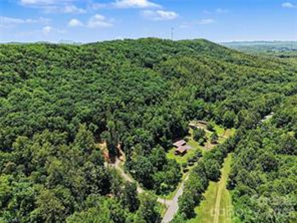 Image for Home For Sale in Mount Airy - 2828 E Pine Street