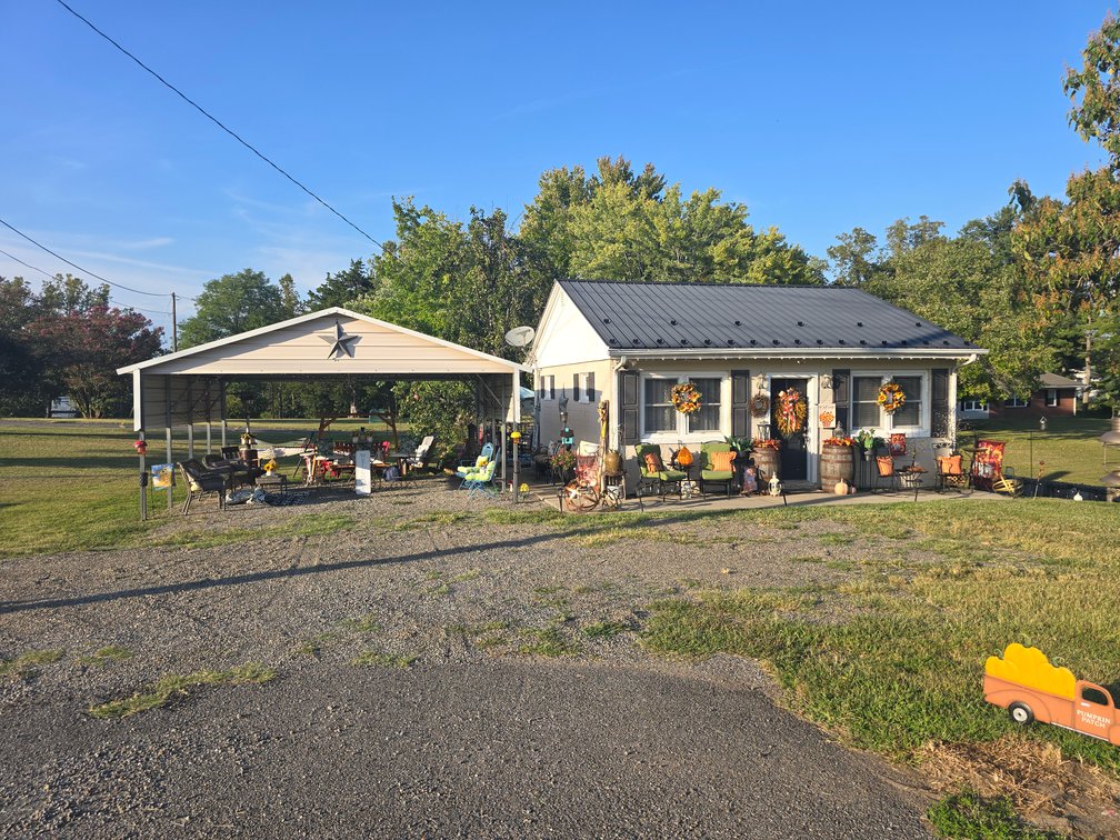 Image for Real Estate Auction — J.C. Joyce Trucking and Paving Liquidation