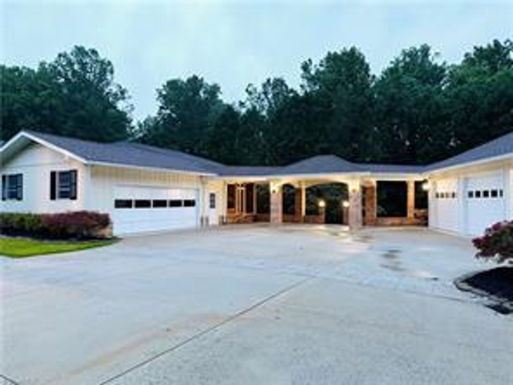 Image for Home For Sale in Mount Airy - 321 Pineview