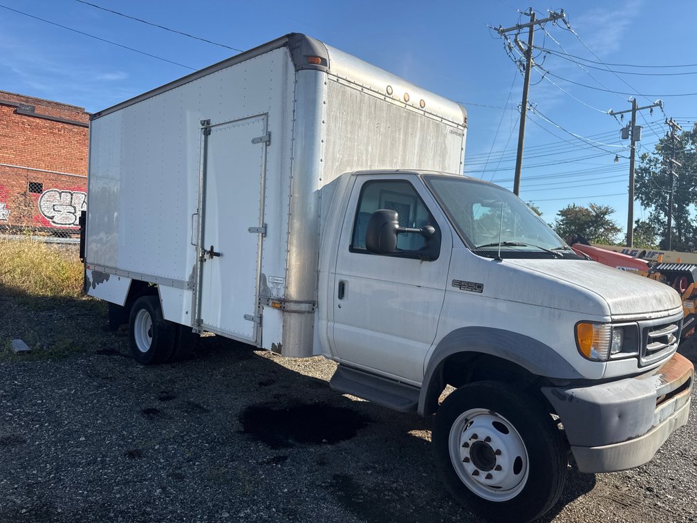 2003 FORD E-550 BOX TRUCK