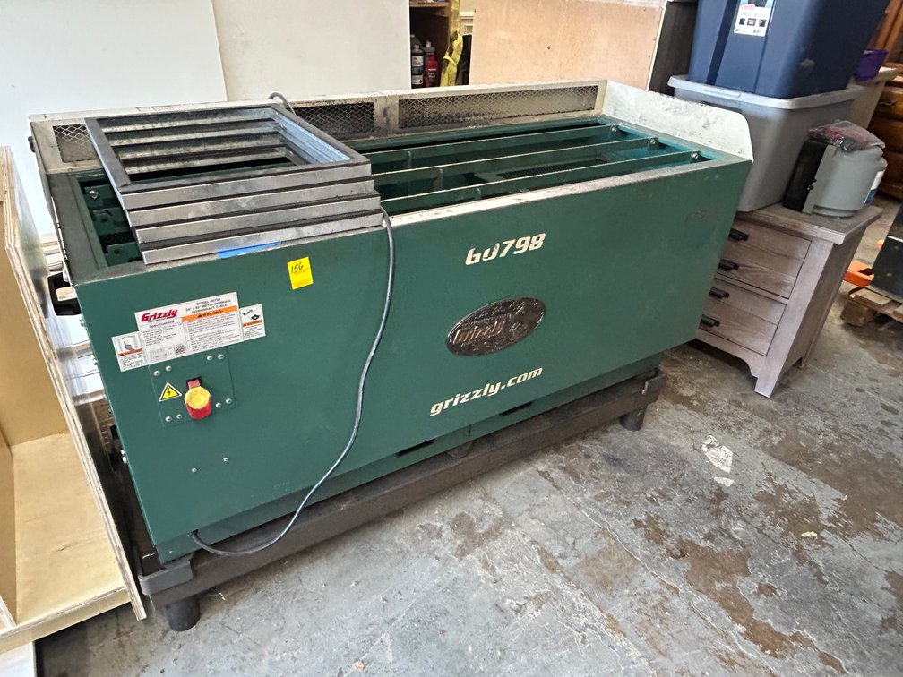 Grizzly 24" x 62" Metal Working, Downdraft Table, Model GO798
