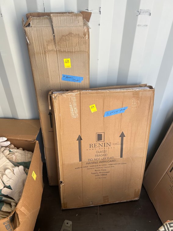 10 Mirrors 13" x 49" , 3 Mirrors 24" x 36"
