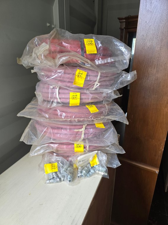 8 Air Hoses with Quick Connects 3/8" x 50'