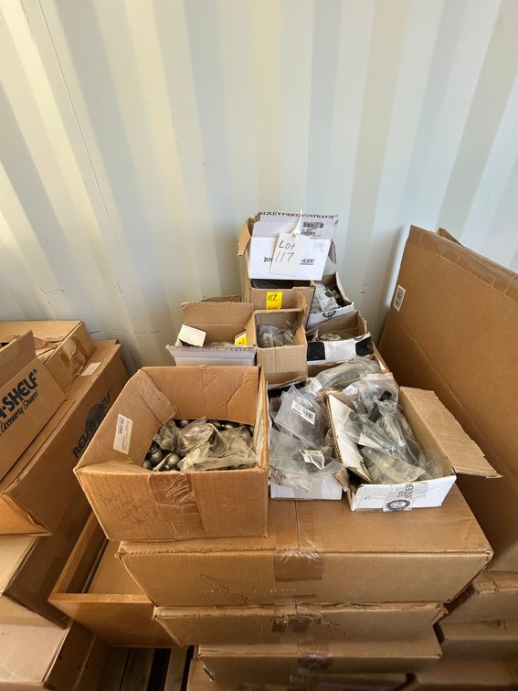 Miscellaneous Knobs and Pulls for Cabinets and Drawers