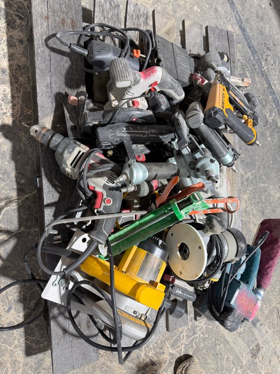 Pallet of Power Tools - Saws, Drills