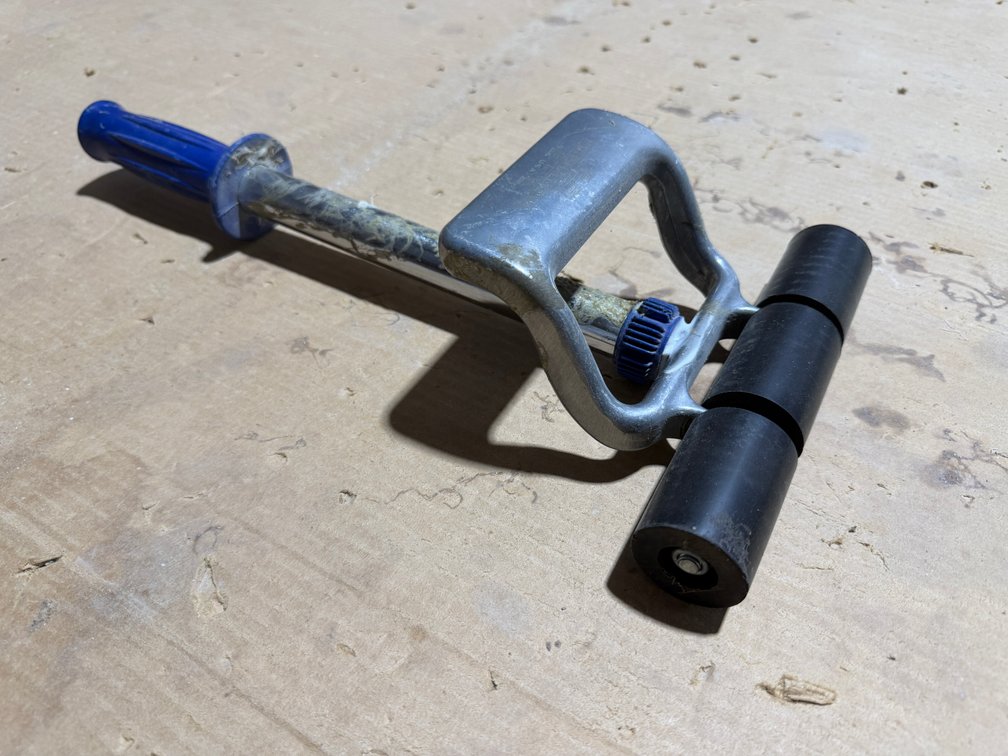 Laminant Roller