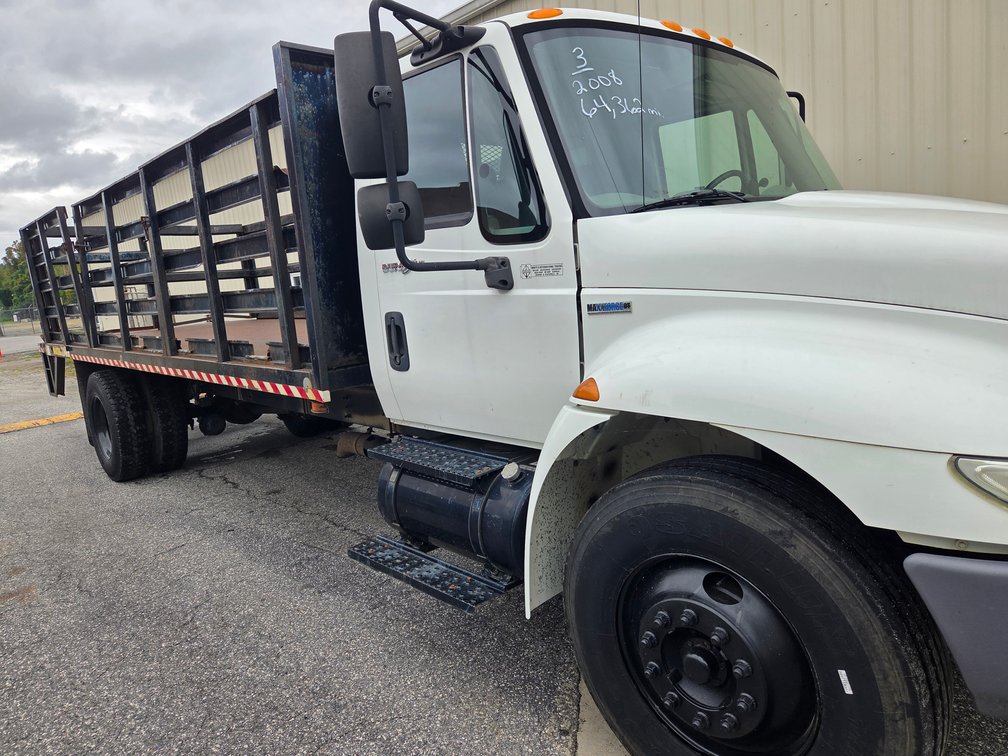 2008 International 4300 Truck - 2008 International Flat Bed Truck / VIN: 1HTMMAAL68H651072 / 64,362 miles