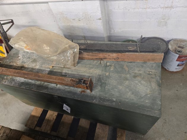 wooden tool box/crate