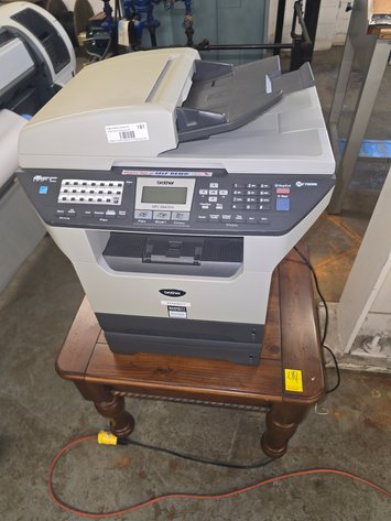 Brother MFC-8860 DN printer / table