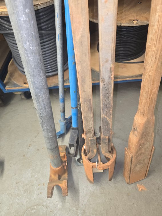 various sizes pipe benders