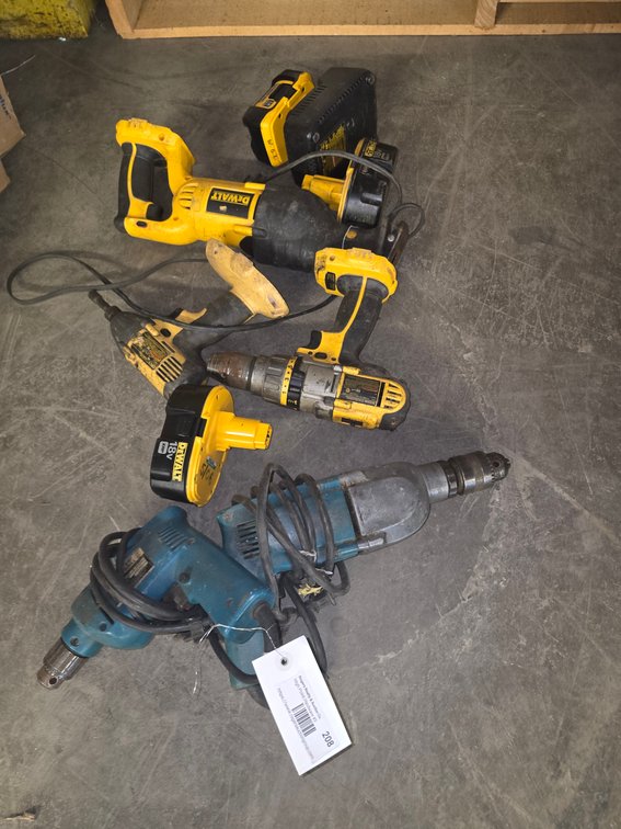 Makita electric drills & Dewalt tools
