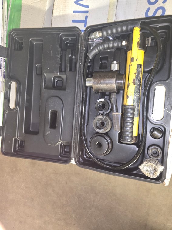 Pittsburgh hydraulic punch driver kit