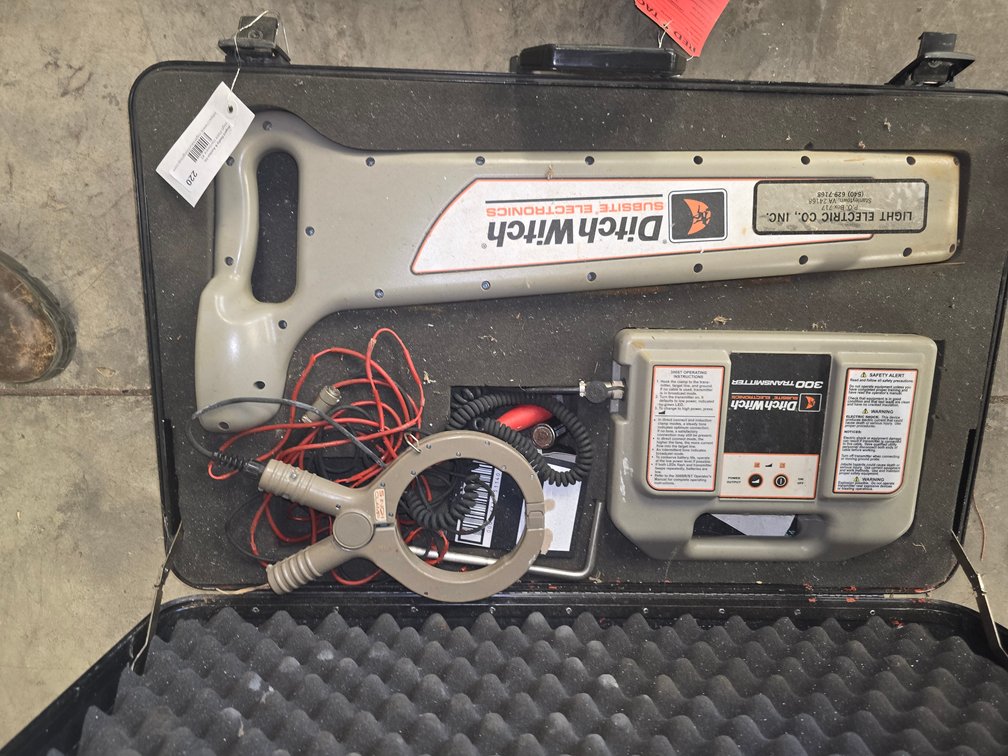 Pitch Witch 300 transmitter