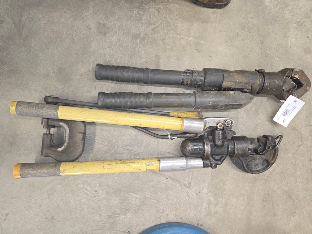 hydraulic crimpers