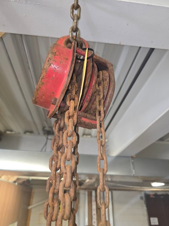 Milwaukee 1 ton hoist