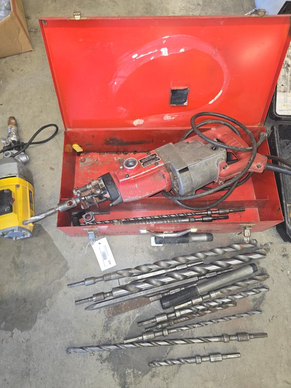 Milwaukee rotary hammers / (12) drill bits / (2) chisels