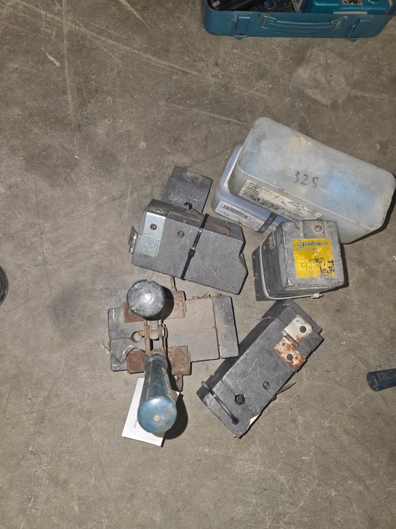 Cadweld molds & blocks