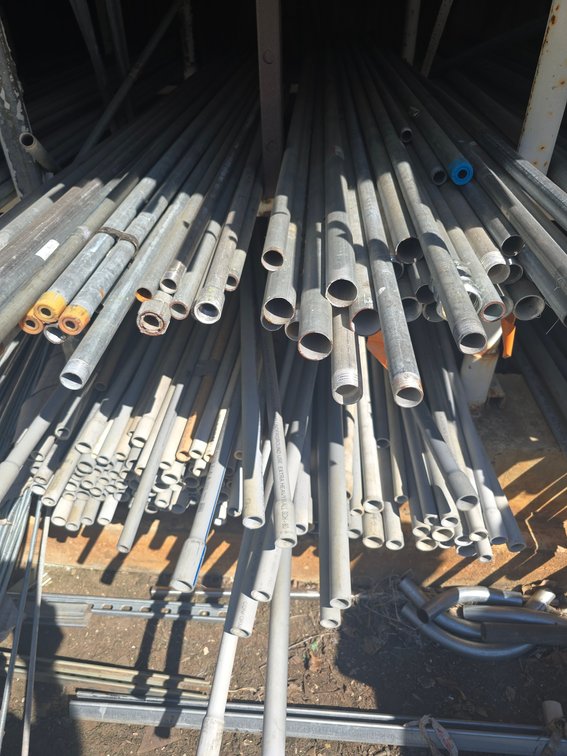 3/4 in & 1 1/4 in conduit