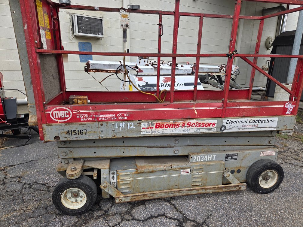 MEC Boom scissor lift / Model: 2034HT / hours not known