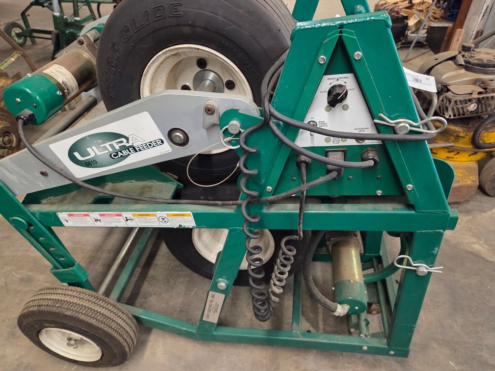Ultra cable feeder 6810 (Green Lee)