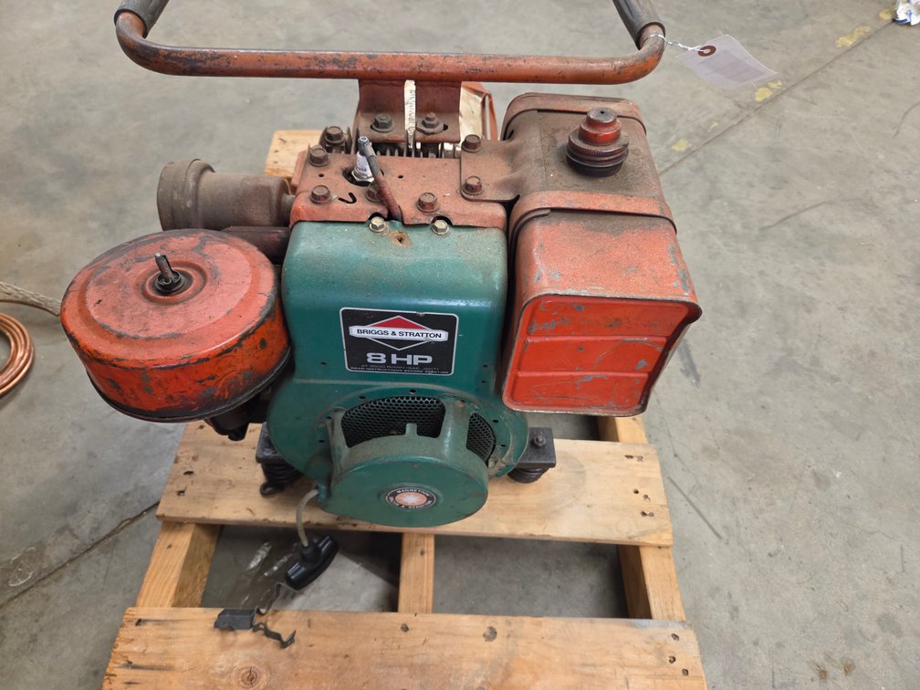 8Hp Briggs Engine Generator