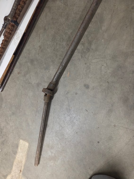 Rigid 2"-4" Hog Header threader with extension shaft