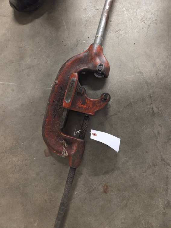 Rigid 2"-4" pipe cutter
