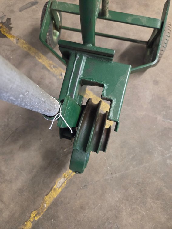 Mechanical pipe bender