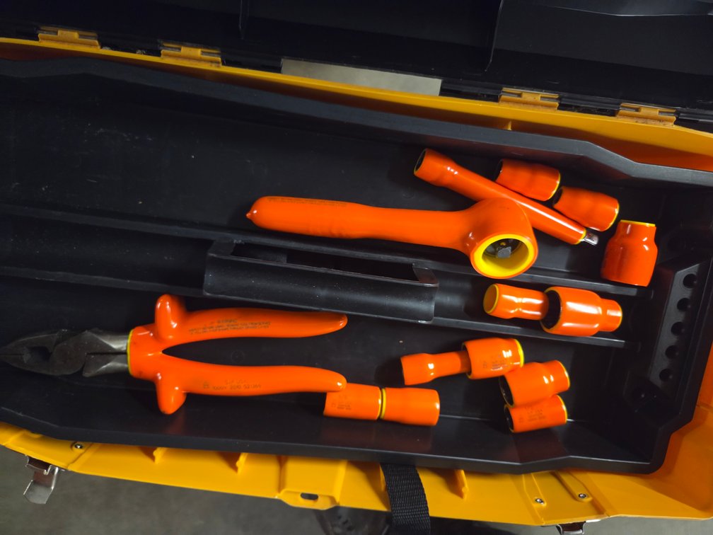 insulated ratchet set / wrenches / Salisbury pro tools / other tools