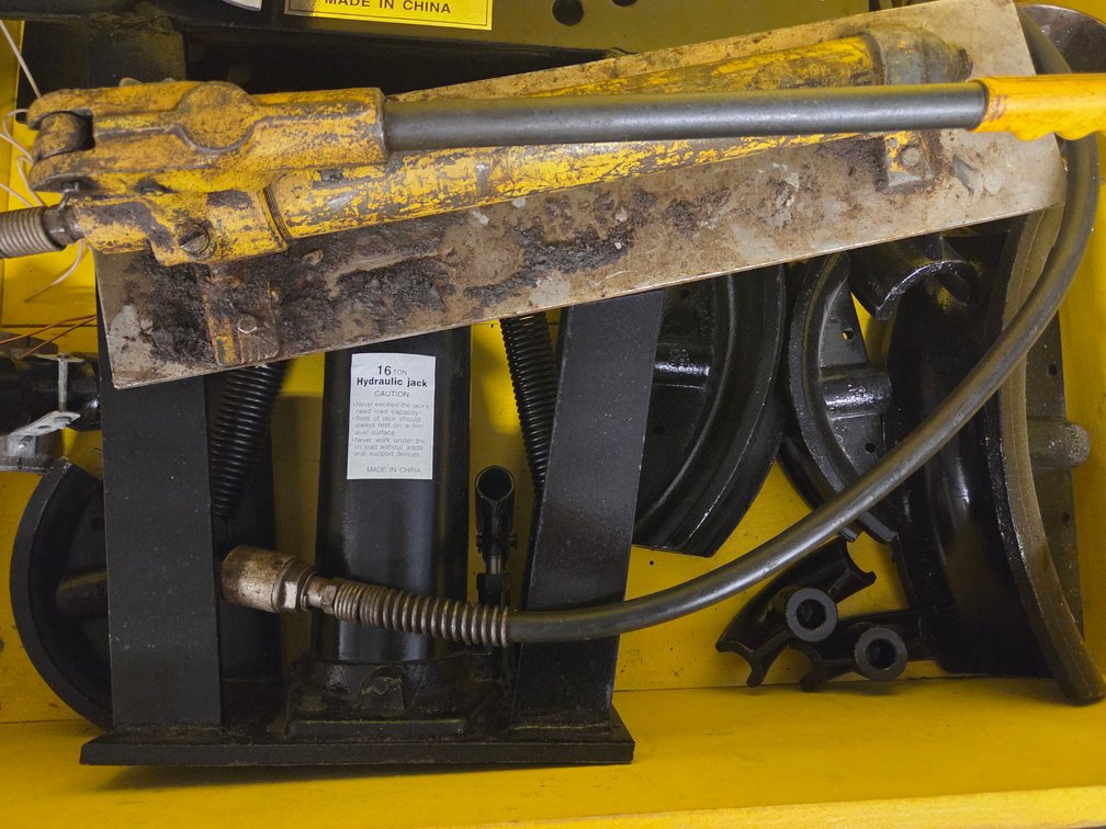16 Ton hydraulic floor pipe bender