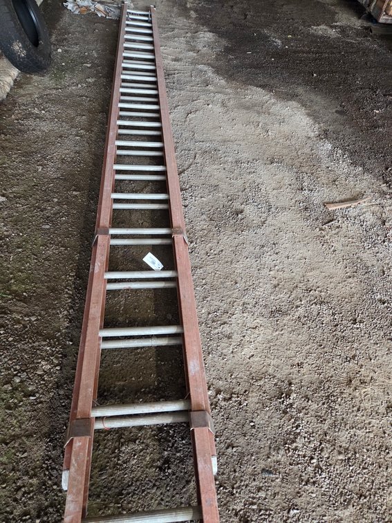 40 ft extension ladder