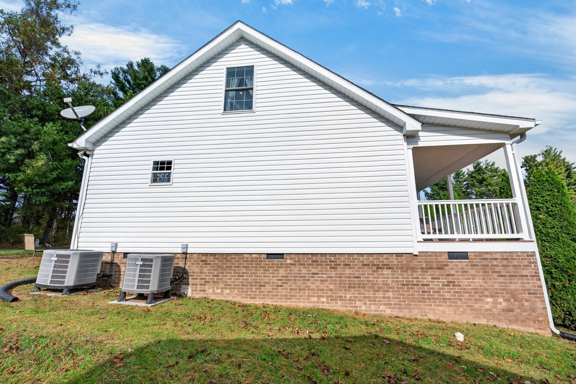 Image for Home For Sale in Fancy Gap - 85 Chateau Lane