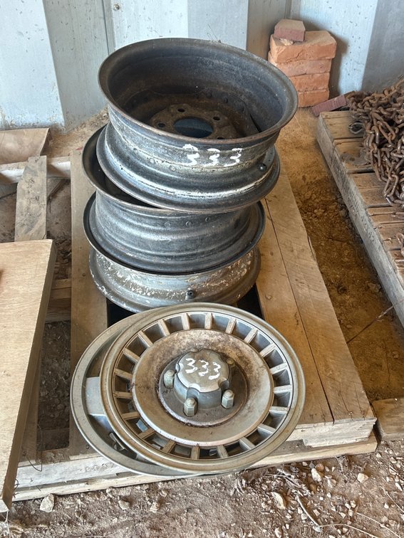 Miscellaneous Wheels & Hub Caps