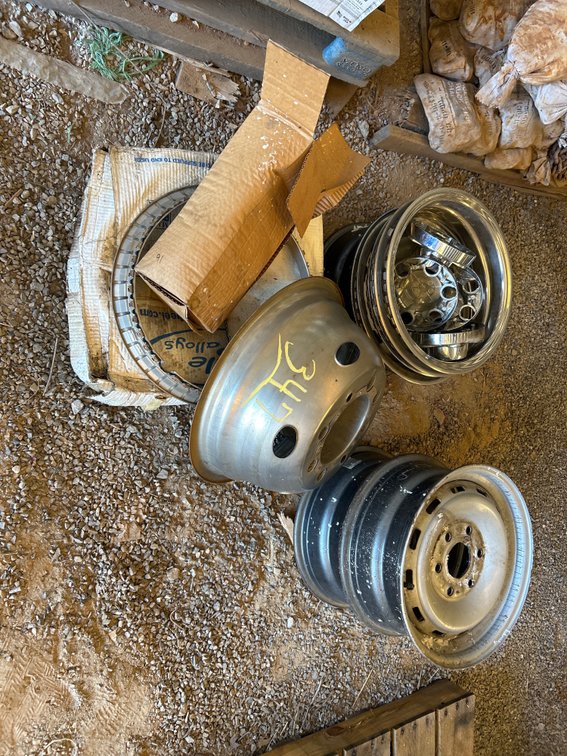 Miscellaneous Wheels & Hub Caps