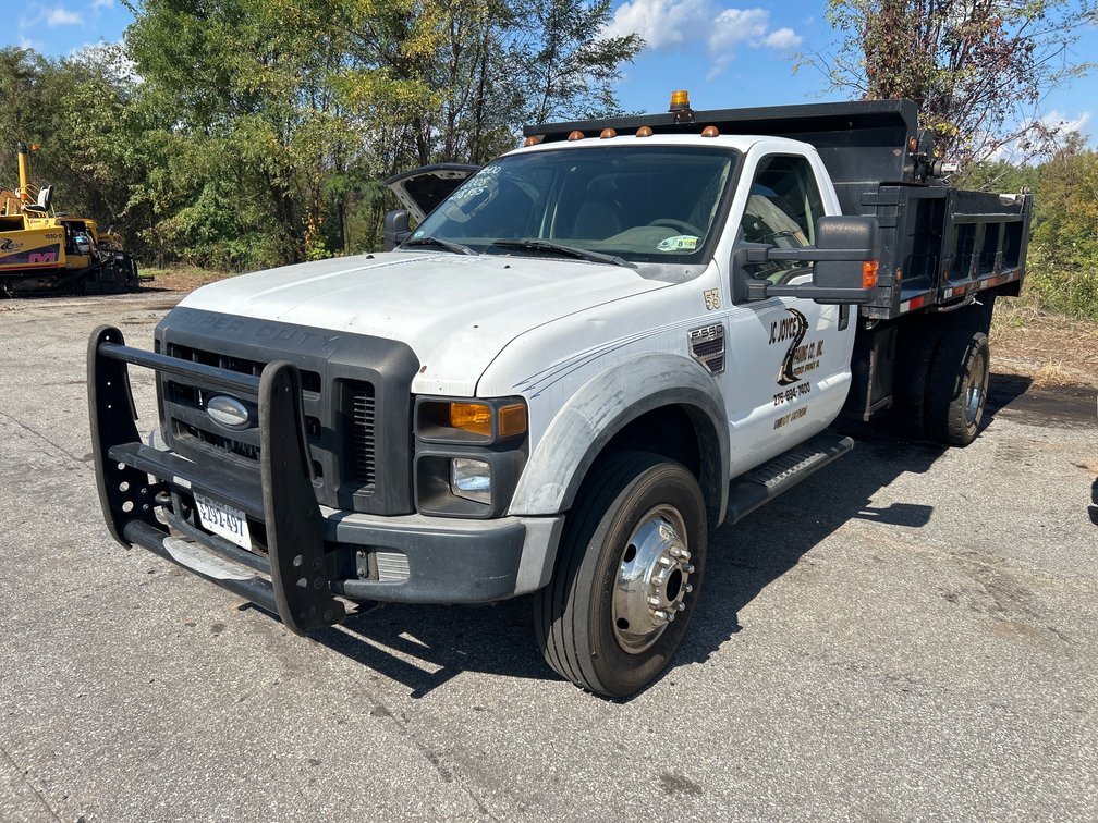 2008 Ford F-550 Truck
