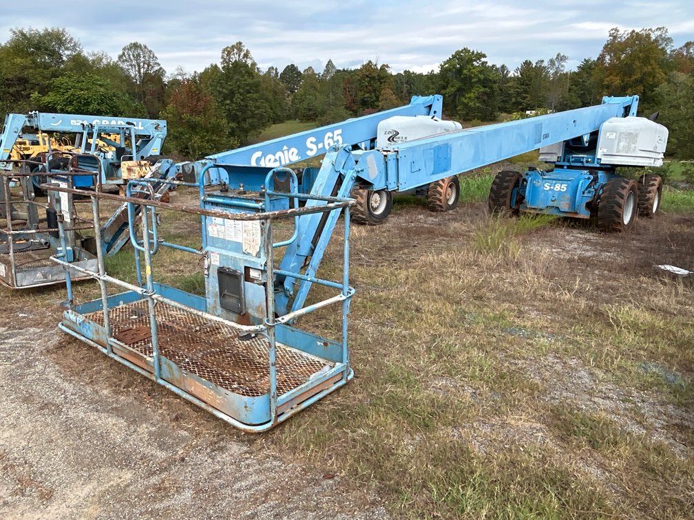 Genie S85 Boom Lift