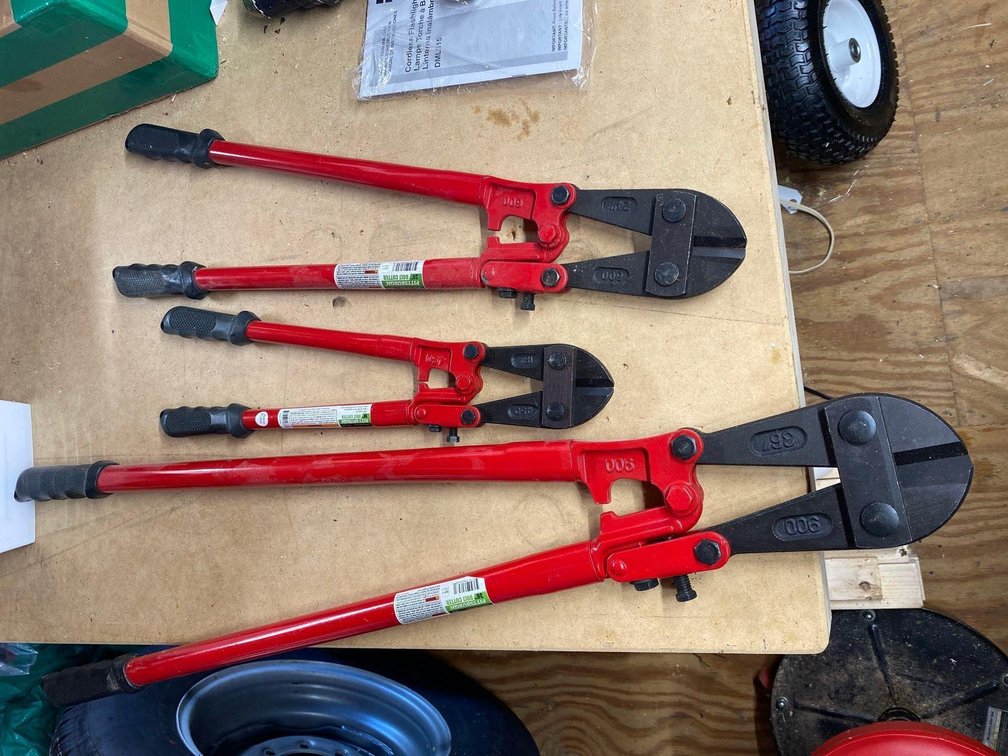 (3) BOLT CUTTERS