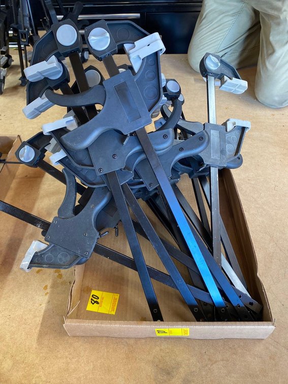 MEDIUM PLASTIC RATCHET CLAMPS