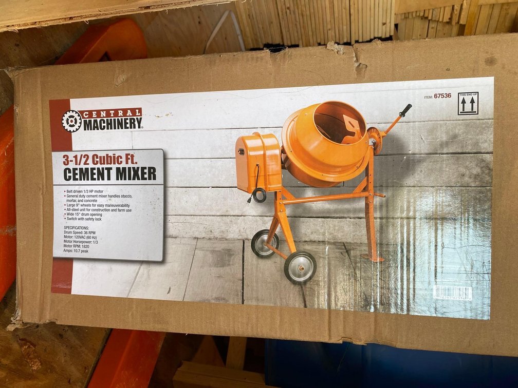 CENTRAL MACHINERY CEMENT MIXER